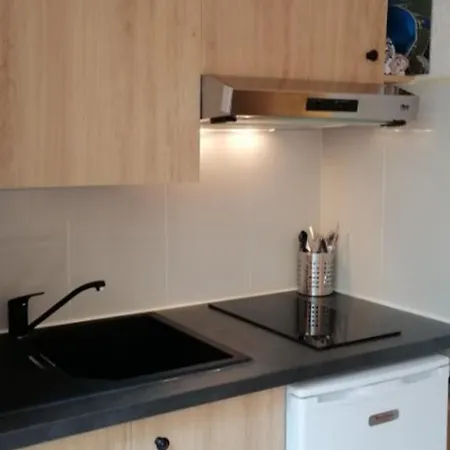 Studio Close To Agosta Beach